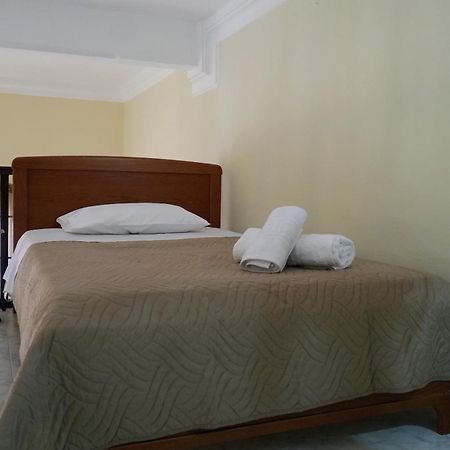 Stone Living Symi Central Apartments Bagian luar foto