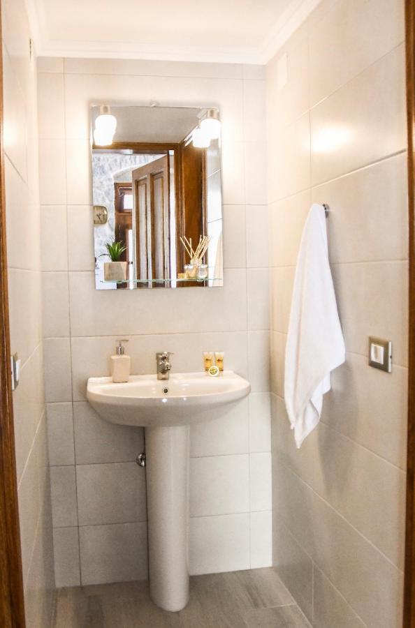 Stone Living Symi Central Apartments Bagian luar foto
